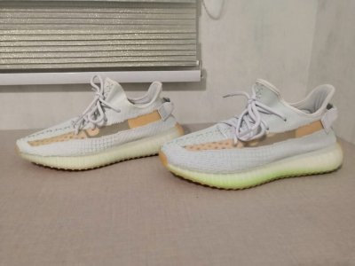 ​全网最详细真假椰子YEEZY350拆解分析对比