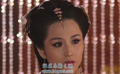 ​宣华夫人的扮演者有谁？历史上她是怎么死的？