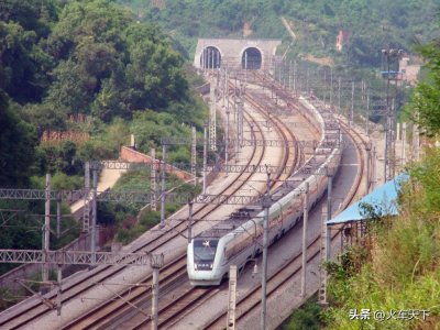 ​遂渝铁路，重庆的第一条快速铁路