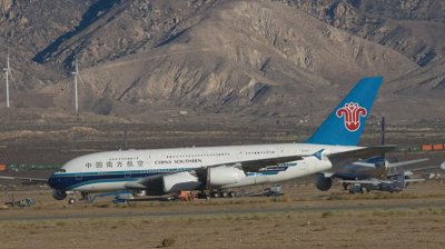 ​中国告别空中巨无霸，南航官宣：A380飞机已全部退役